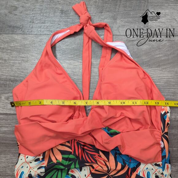Adisputent Cross Front Tropical One Piece Swimsuit Size XL - Picture 3 of 5
